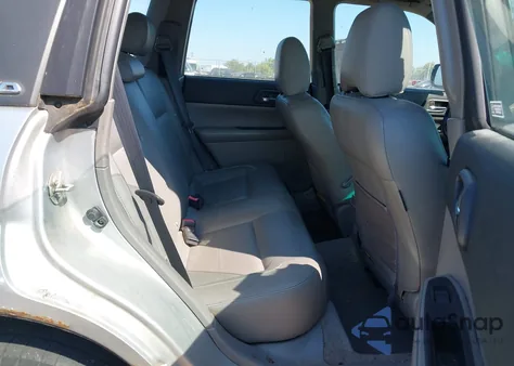 2003 Subaru Forester Xs z USA, uszkodzony, nr VIN JF1SG65643H739047